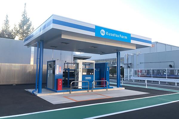 パナソニック、滋賀・草津の拠点に水素ステーション開設し燃料電池フォークリフト運用開始