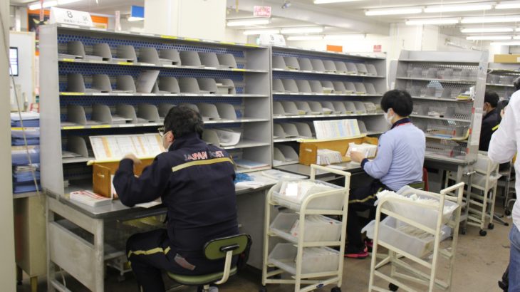 【動画】東京・新宿郵便局の年賀状配達準備作業を公開
