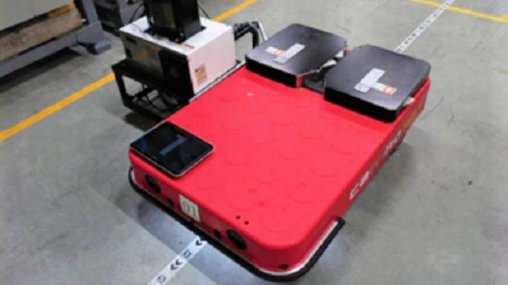 ZMP、台車型物流ロボットに自動充電機能を搭載