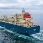 商船三井、フランスを拠点とするLNG燃料供給船の海上公試を実施