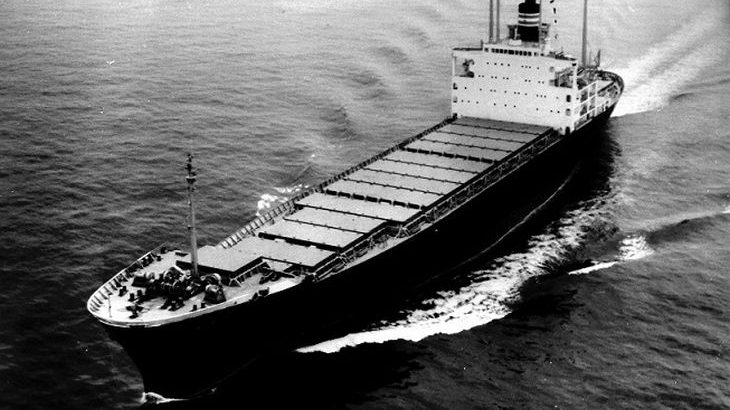 日本初のコンテナ専用船「箱根丸」が「ふね遺産」に認定