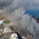 大阪の日立物流西日本倉庫火災はいまだ鎮火見えず、軽症1人確認