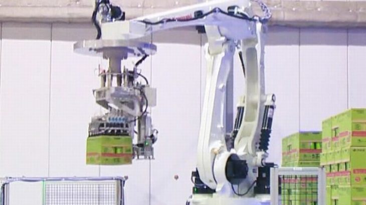 【動画】東洋製罐系の東洋メビウス、静岡・富士の物流センターに新開発のケースピッキングロボット導入
