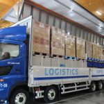 【現地取材・動画】日野自動車傘下のNEXT Logistics Japan、幹線輸送に投入のダブル連結トラックを公開