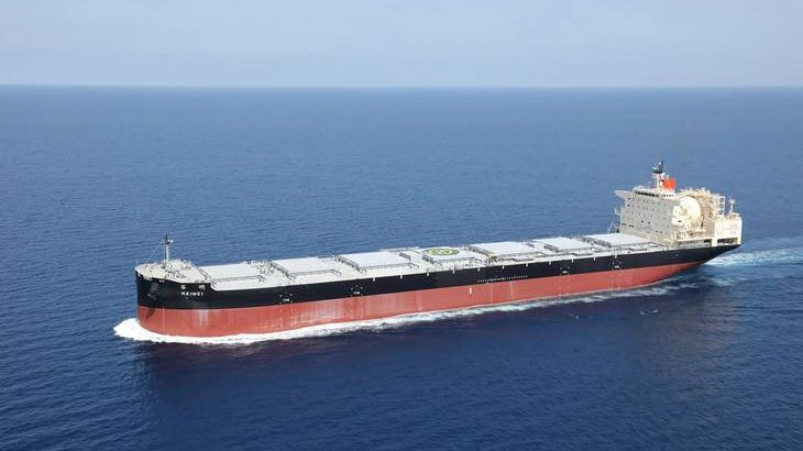 商船三井、九電向けにLNG燃料パナマックス型石炭専用船「苓明」の運航開始