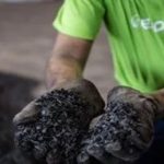 商船三井が邦船社初、バイオ炭で生み出した「技術ベースCDR」のCO2排出枠償却