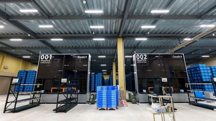 アズワンがギークプラスのGTP自動化機器を福岡・朝倉市の「九州DC」に導入、全体の作業効率37%向上と想定