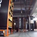 Gaussyが倉庫ロボットサービスで他社販売物流ロボの運用保守受託開始、第1弾はトラスコ中山