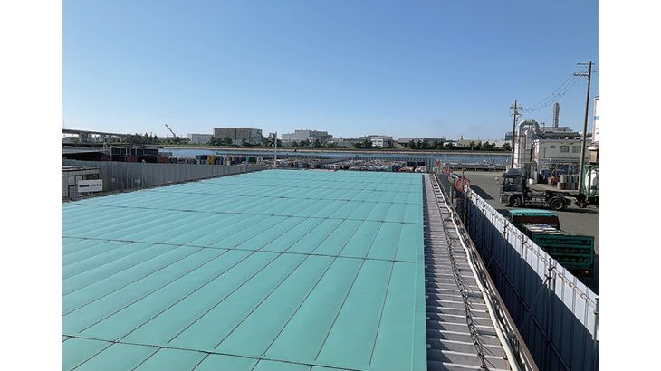 屋根改修で倉庫内マイナス4度を実現、賃貸施設もOKの遮熱工法が登場[PR]