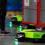 アマゾンが欧州の物流拠点に1.9兆円投資へ、自走式ロボット導入★訂正