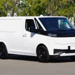 物流など向け商用EVのフォロフライ、1t積載クラス商用EV「F11シリーズ」に3人乗りモデル登場