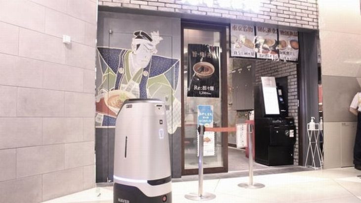 【現地取材・動画】「東京ミッドタウン八重洲」の館内でロボット配送開始、自らエレベーターで異なる階を移動